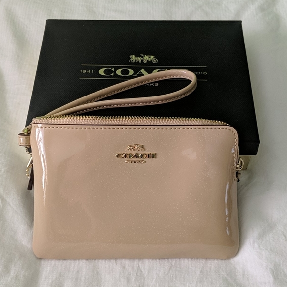 Coach Handbags - NEW Coach Corner Zip Wallet Cream w. Sparkles